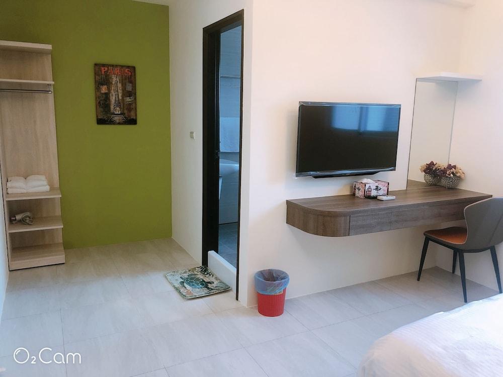 Penghu Little Apple II B&B