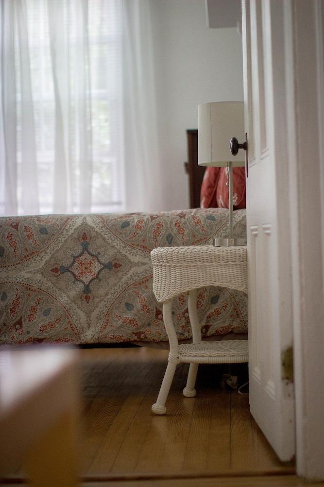 White Blossom House Inn