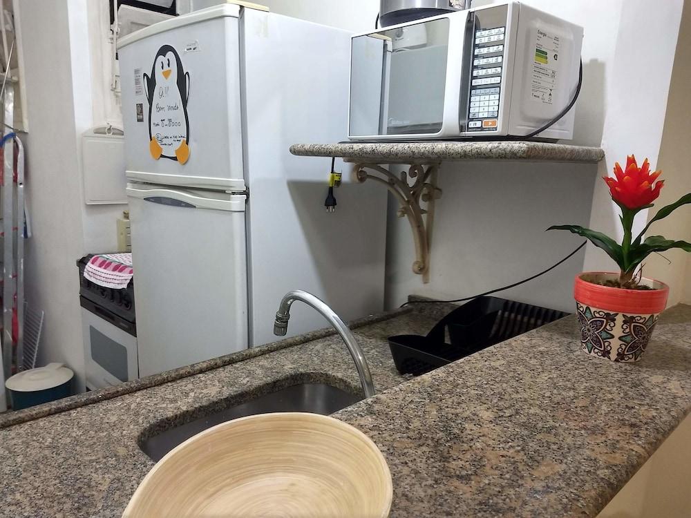 Cris Temporada - Rio Copa Studio