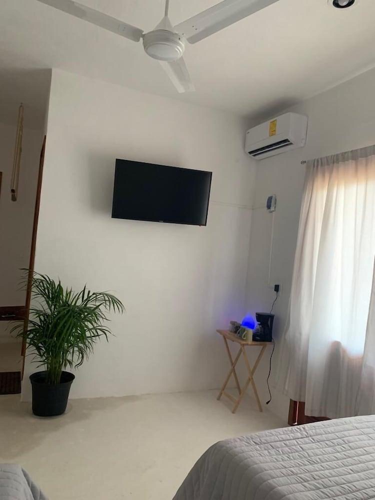 Trece Cielos Guest Rooms