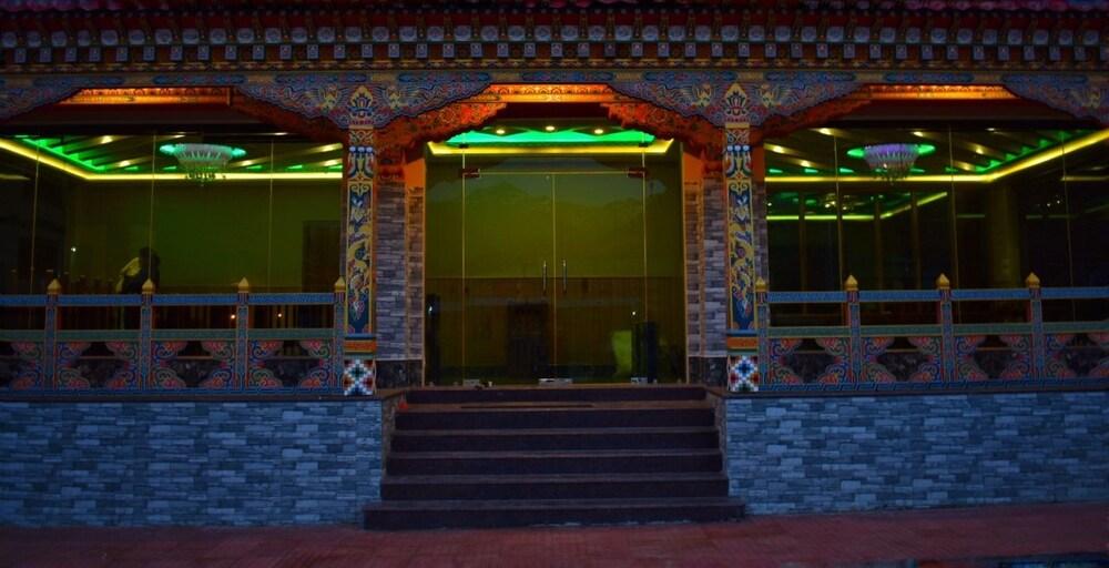 Hotel Pema Yangsel