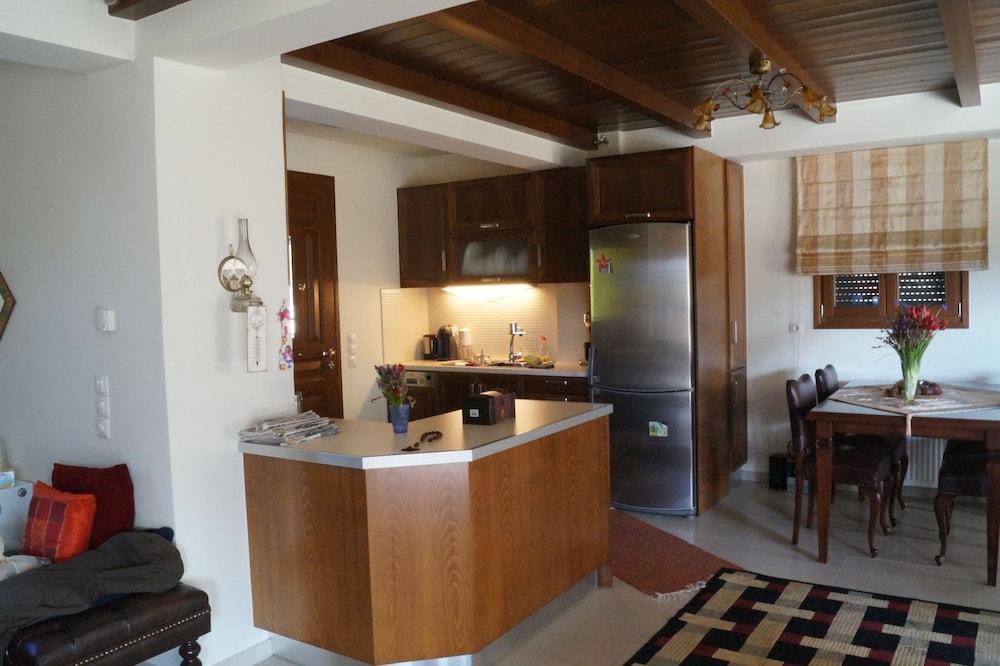 Villa Irini Koksares