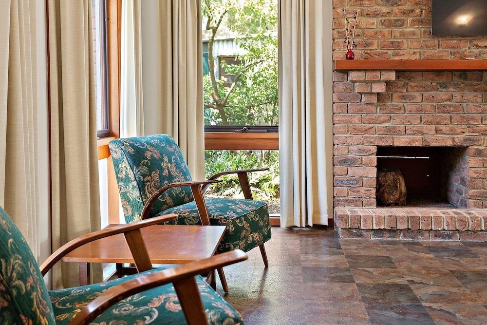 1 Gordon - Kenros Beach House