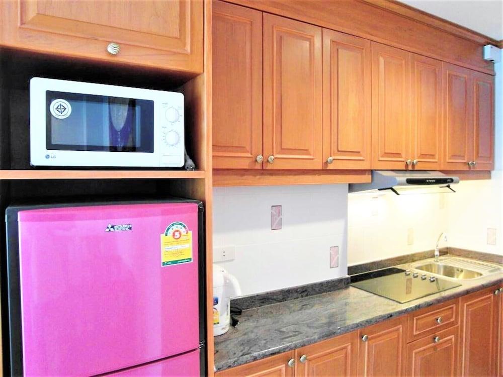 Super 1 bed Condo View Talay 1