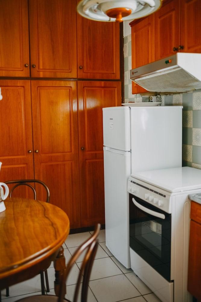 Best House Piraeus Heart