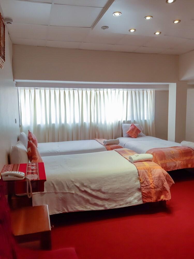 Salones Del Inca Hotel