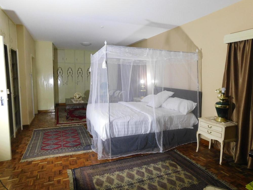 Regal Suites - Kenya