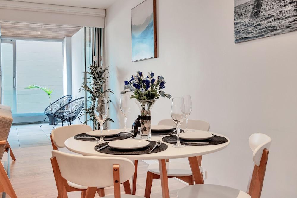 Spacious Mt Eden Apartment