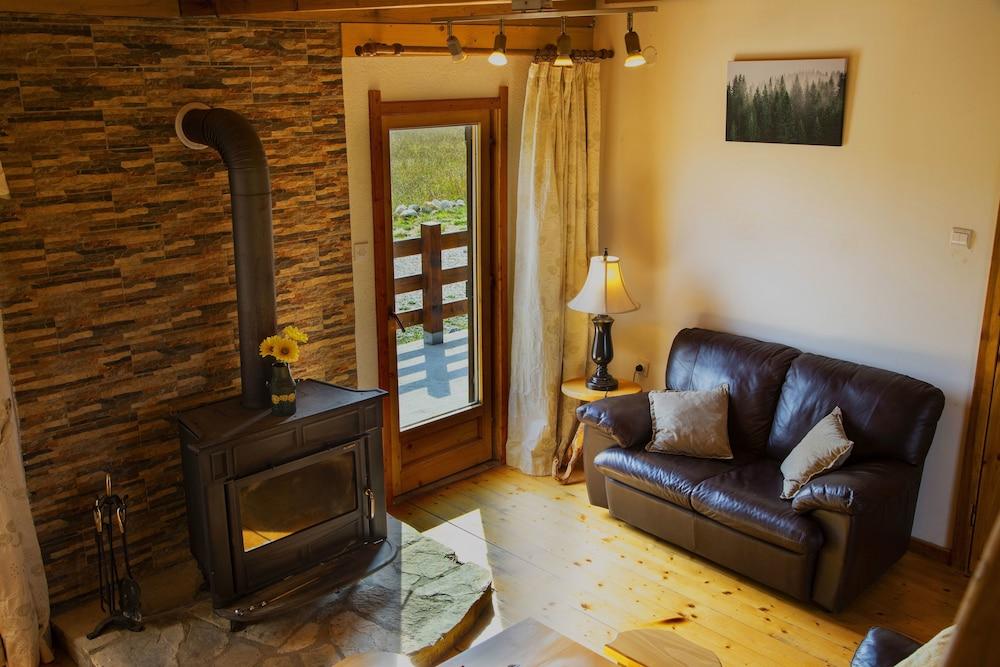Cabin in Nature With View of the Durmitor Mountain
