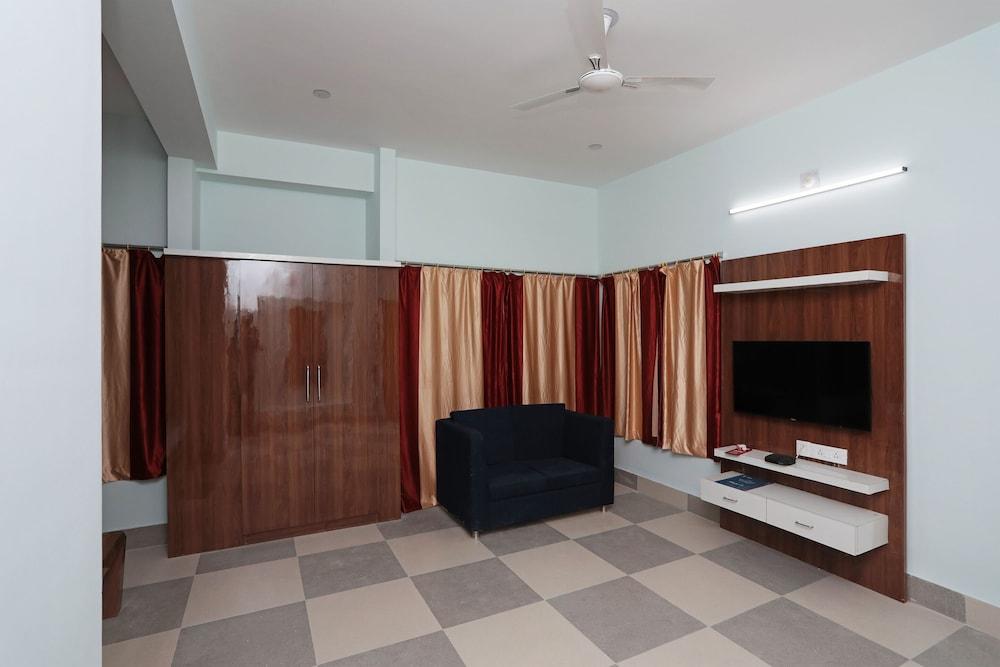 OYO 22547 Avigna Residency