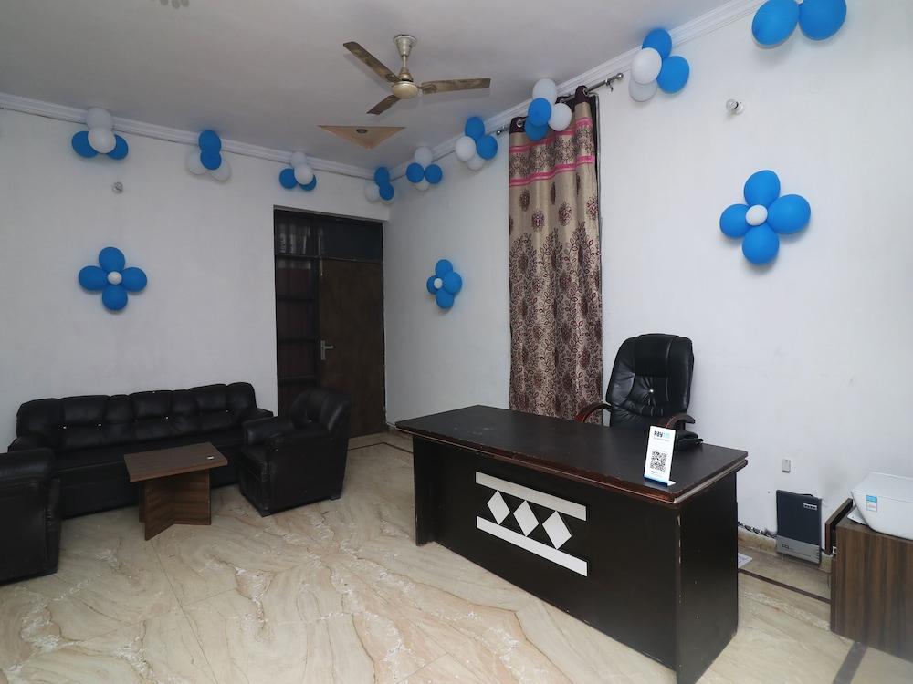 OYO 22506 Heaven Residency