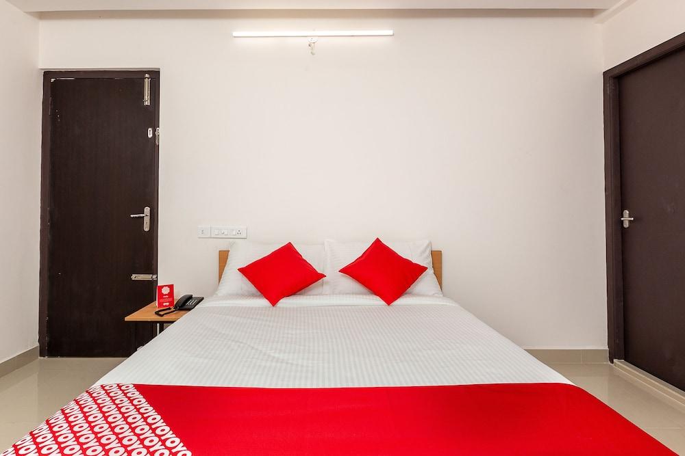 OYO Flagship 24070 Thirupathi Nagar