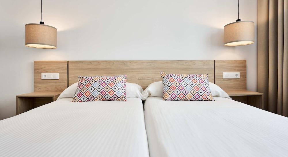 Apartamentos s'Olivera