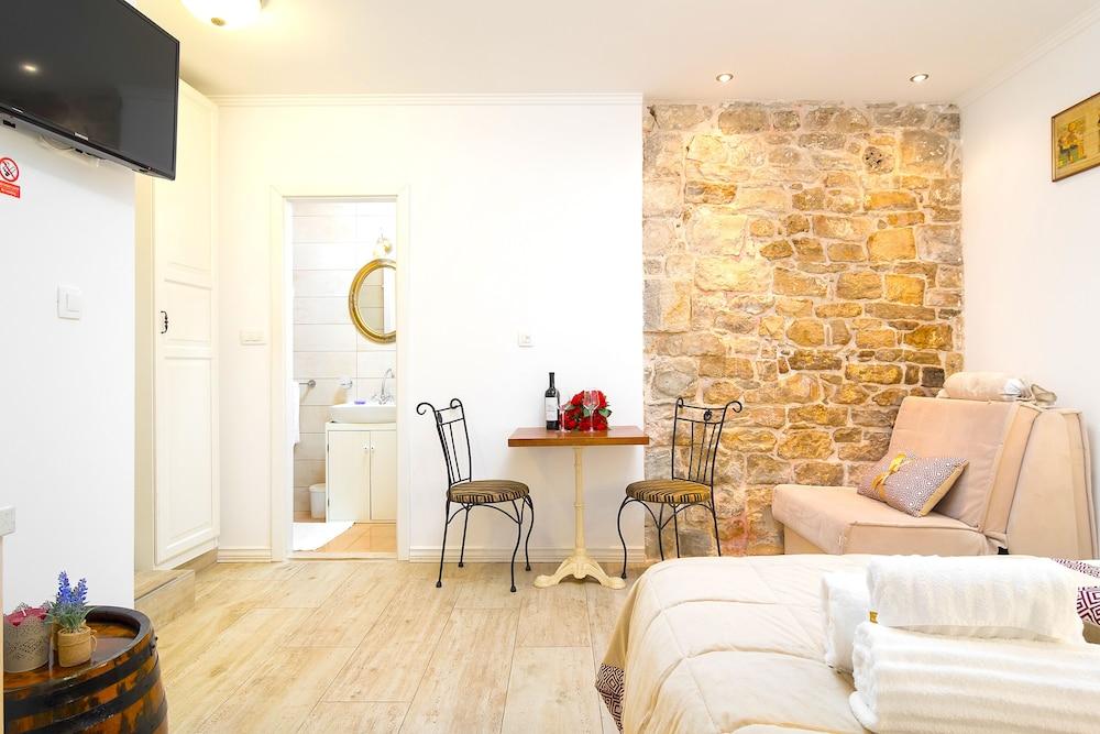 Gaius Aurelius Valerius