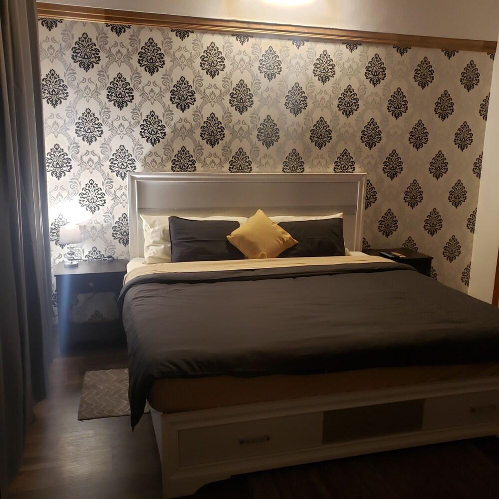 Better Life Suites & Studio