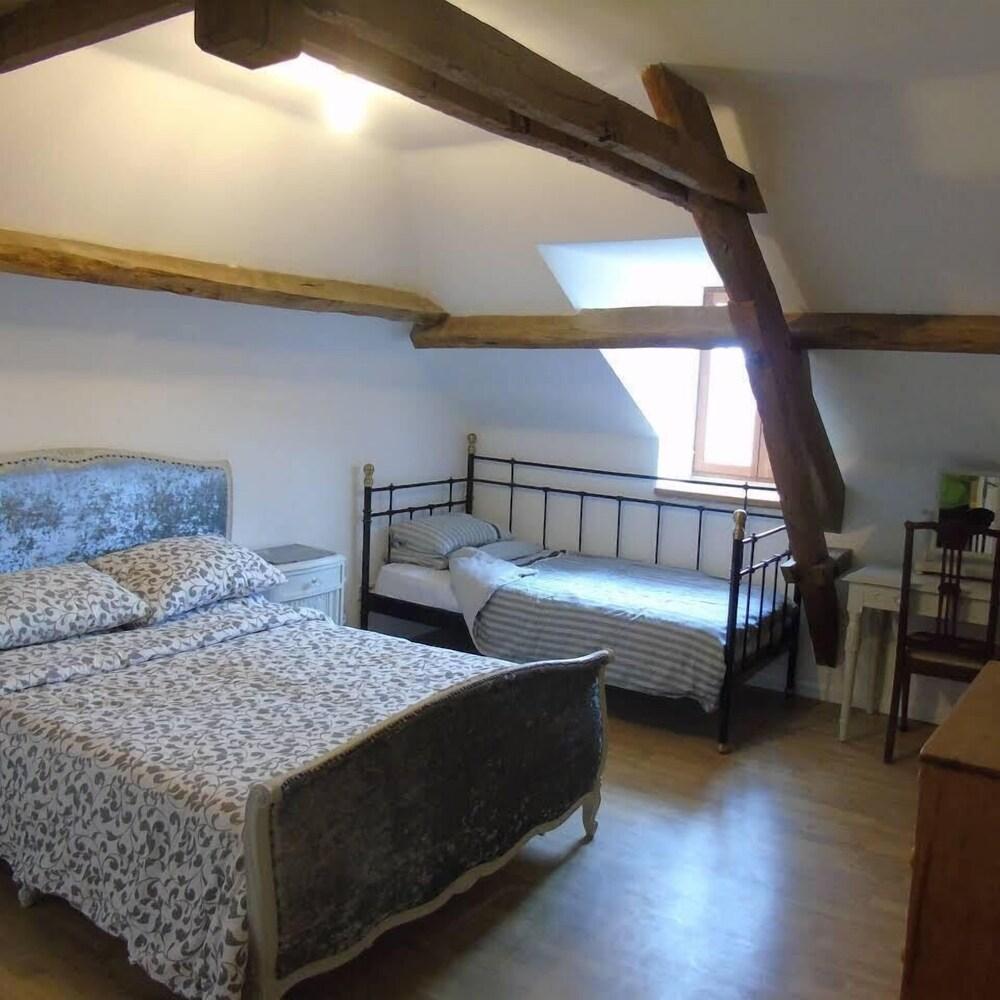 Puy Larousse Farmhouse