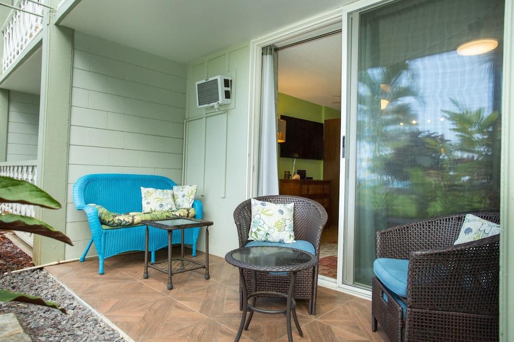 Oceanfront Remodeled Studio Condo