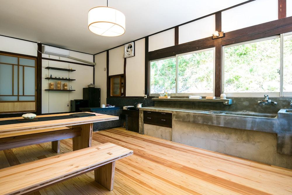 Setouchi Cominca Stays Hiroshima FROSEN