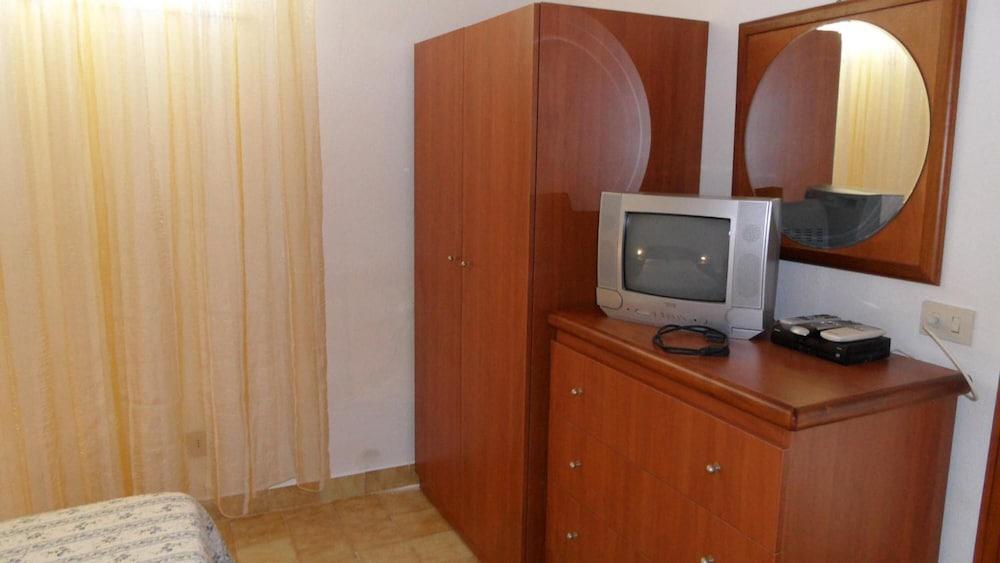 Residence Pensione Mena