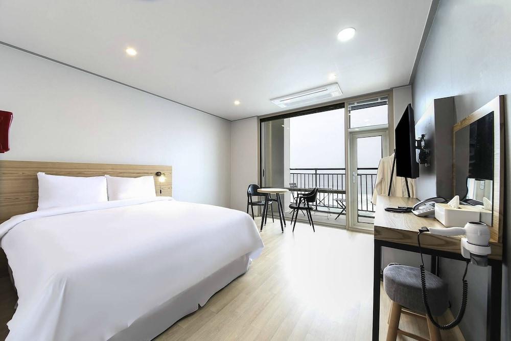 Hotel R Gangneung