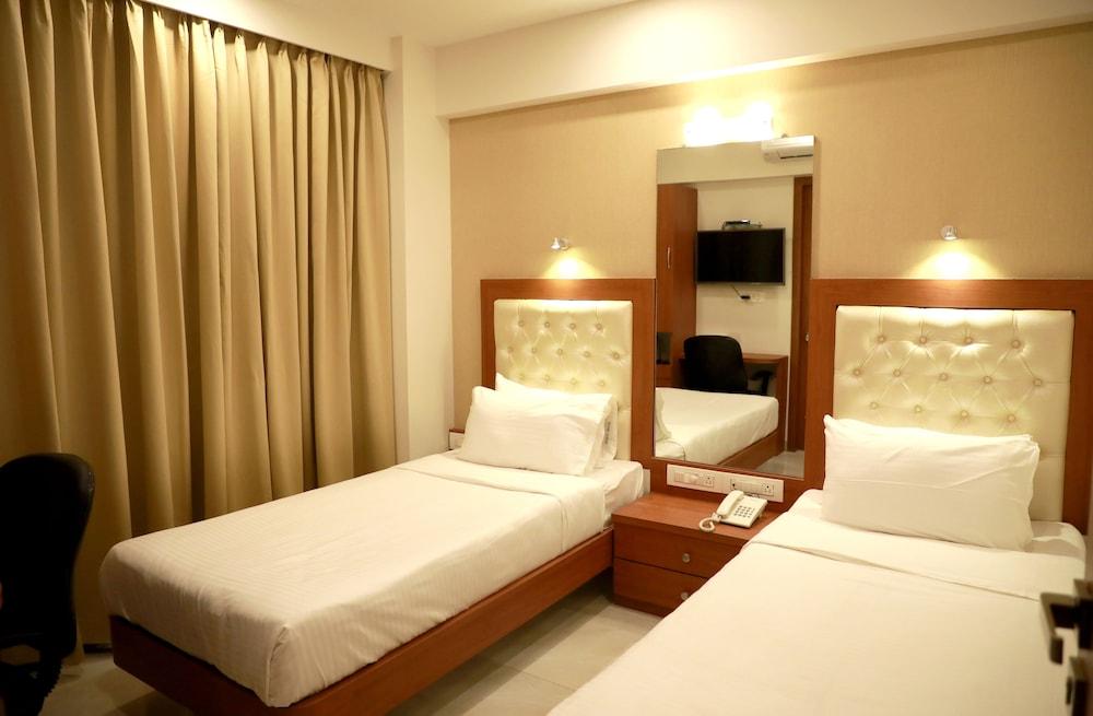 Hotel Lords Mumbai