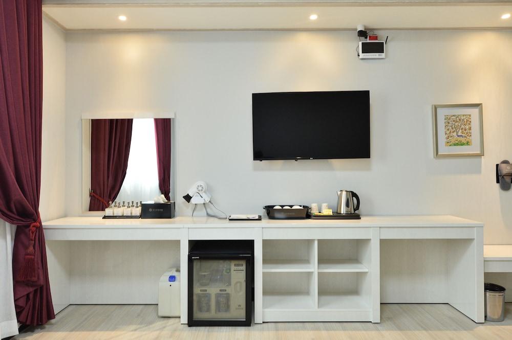 Gwangju Tourist Hotel