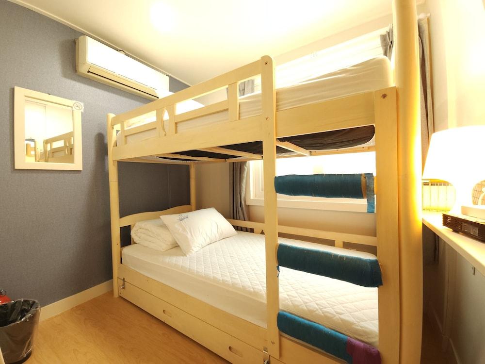 OYO Myeongdong 5 Lodge