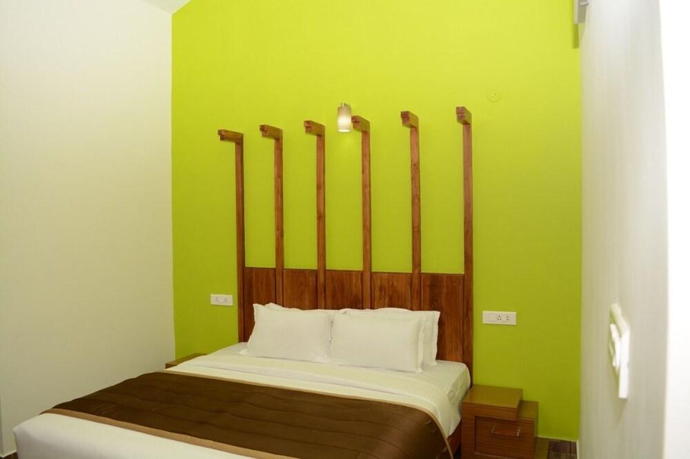 Paradise Peak Cottage