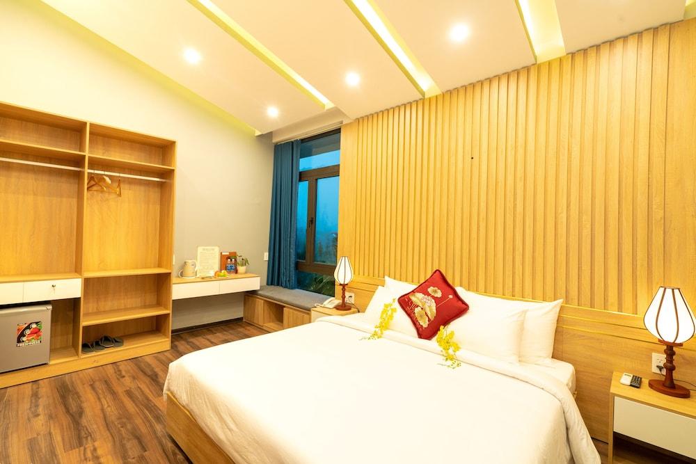 Hoi An Grace River Villa