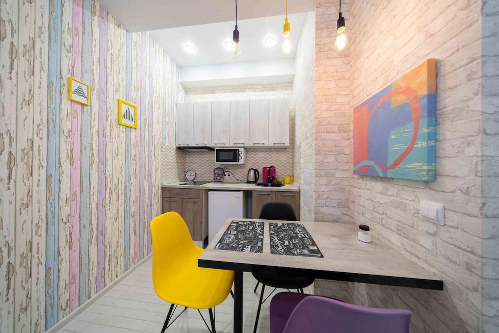 More Apartments na Plotinnoy 2 - 2