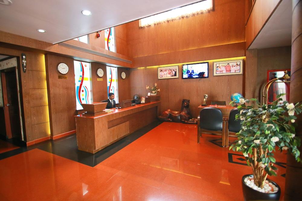 Madathil Regency Hotel