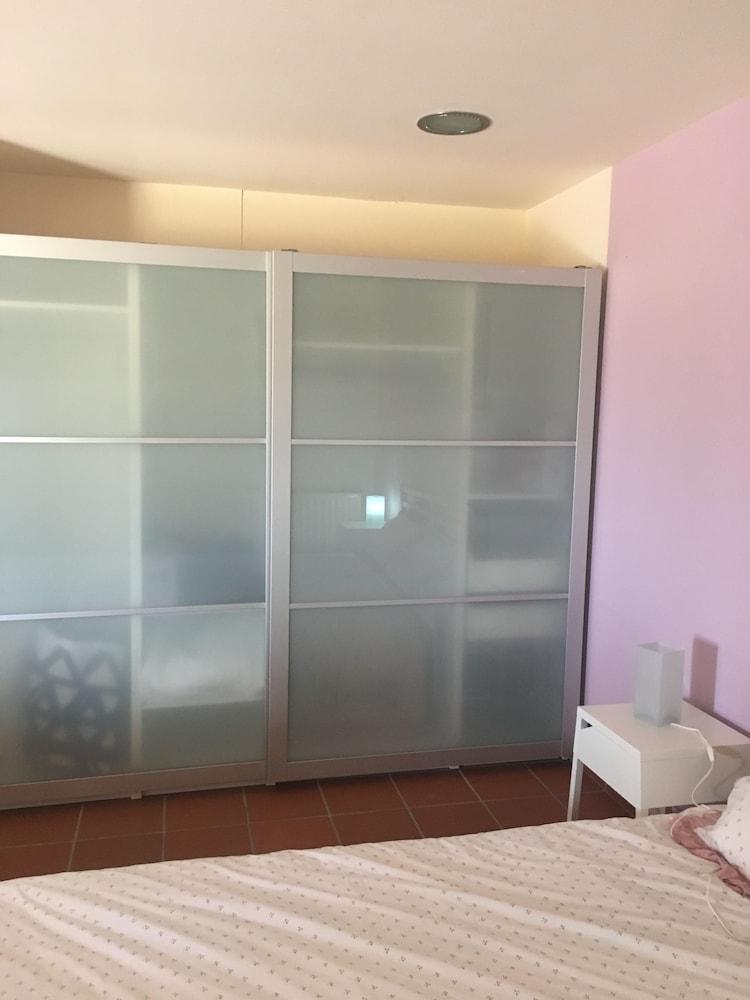 Traditional Studio near Airport