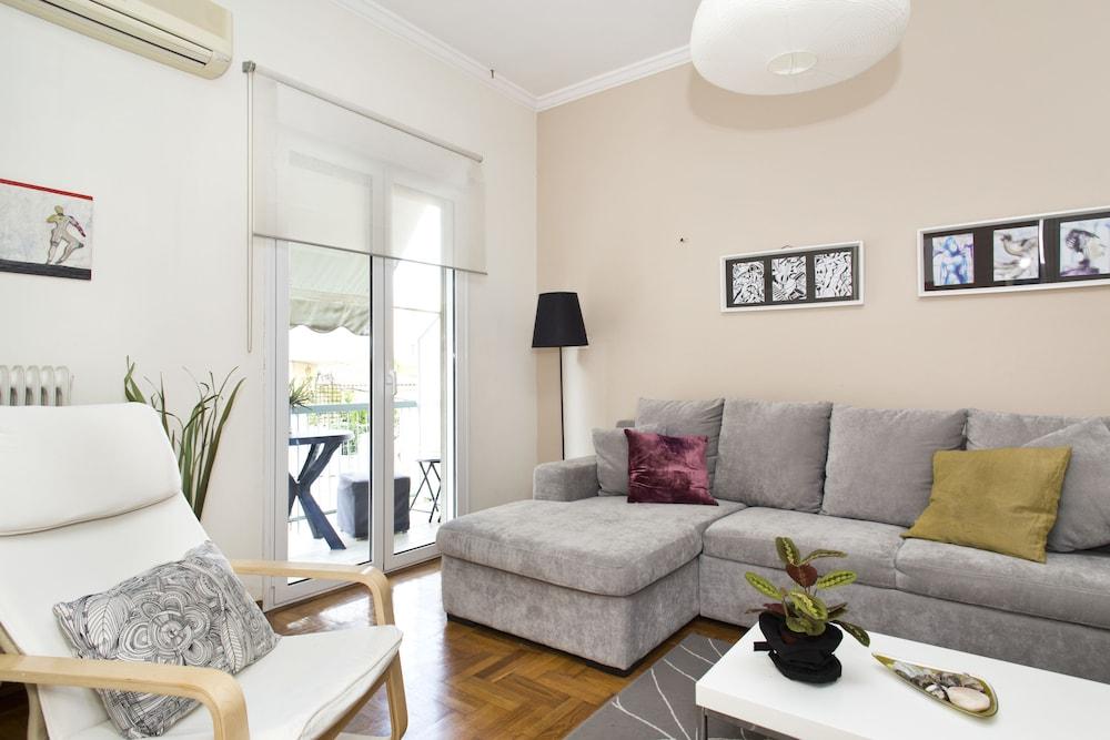 Kallimarmaro Apartment