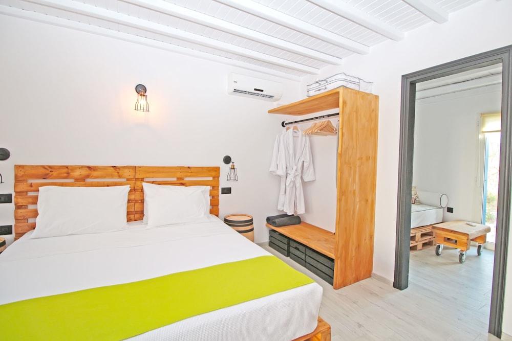 Camara Studio Mykonos