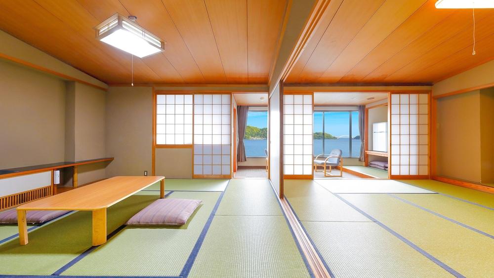 Ooedo Onsen Monogatari Nanki Kushimoto