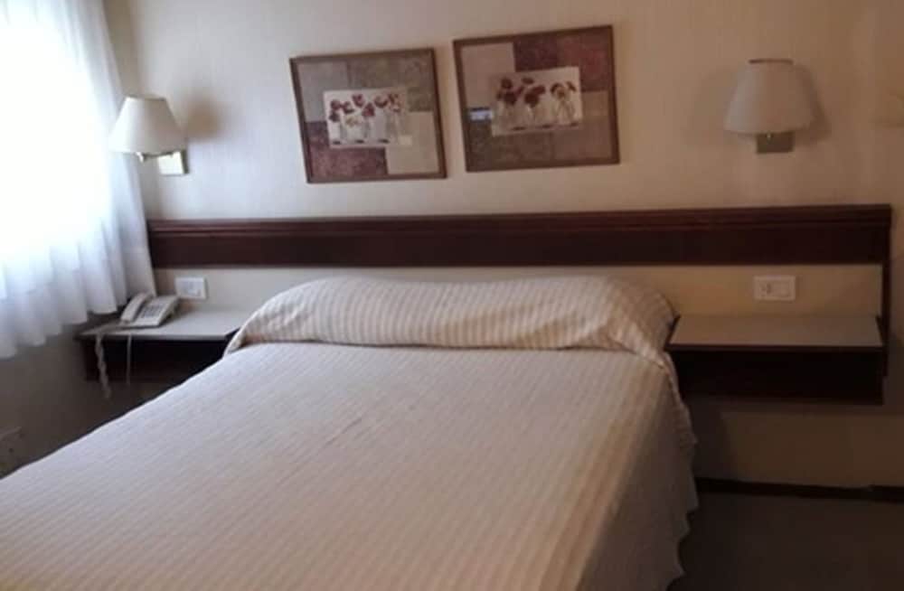 Castelar Hotel Santa Fe