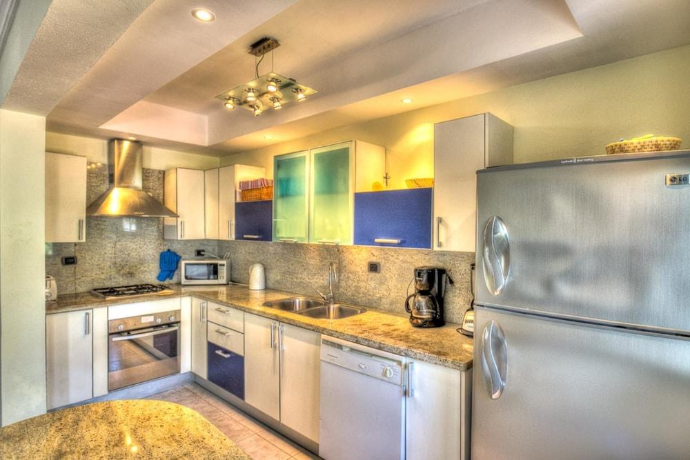 Dapper Beachfront 2 Bedroom Apartment - D201