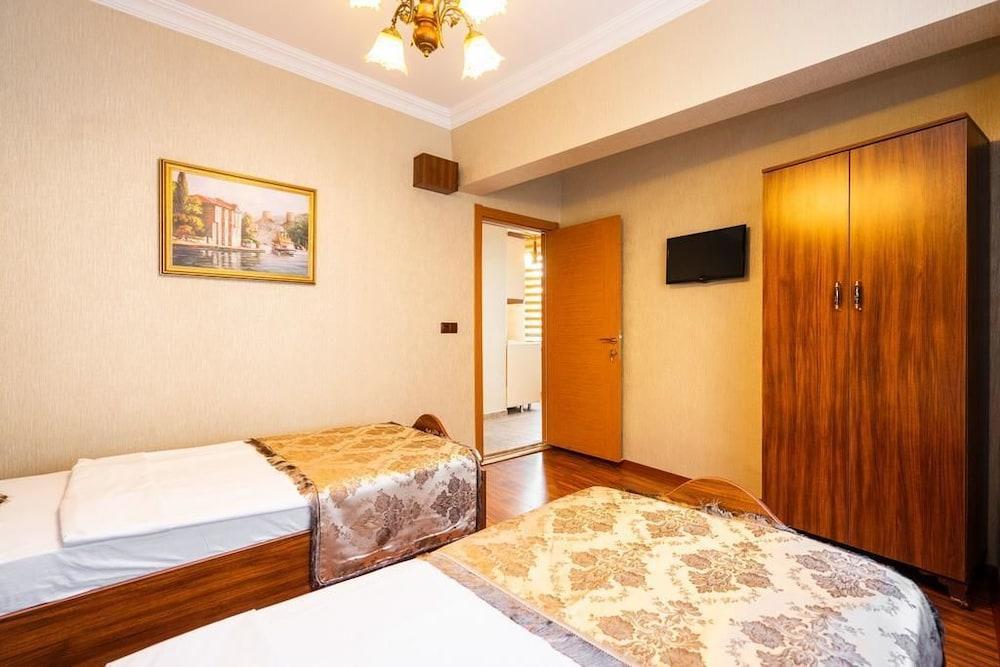 The First Ottoman Suites