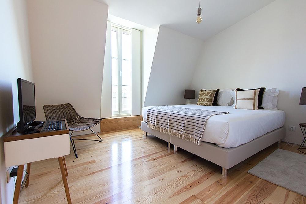 Luxury T.M. Penthouse with a View