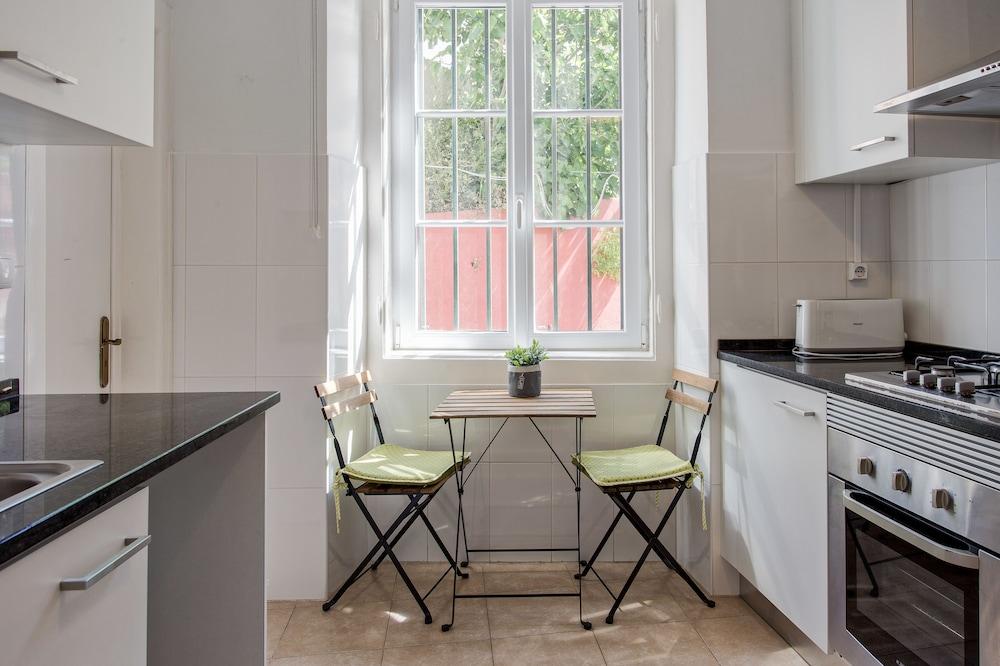 Alfama River View Tailor Made Flat