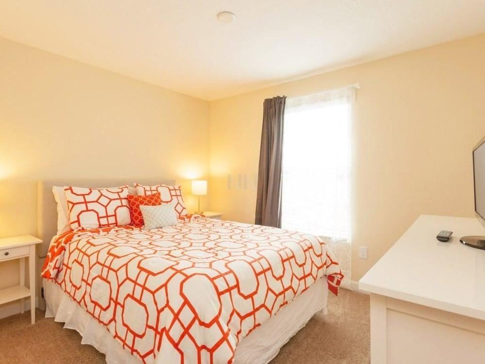 Paradise Palms 6 Bedrooms 5 Baths Best