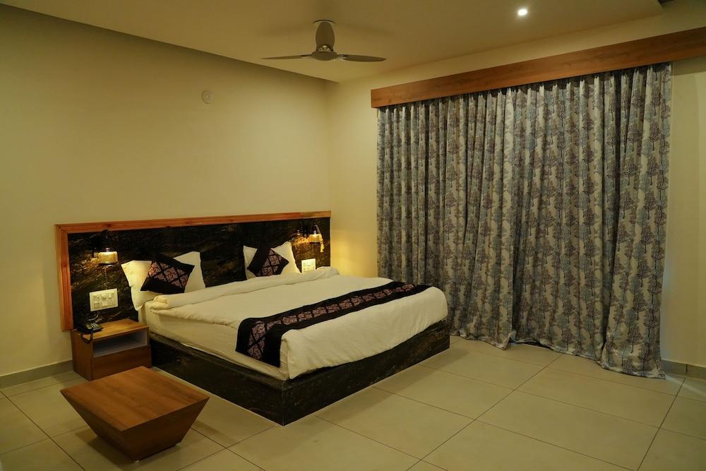 Van Vihar Farm & Resort