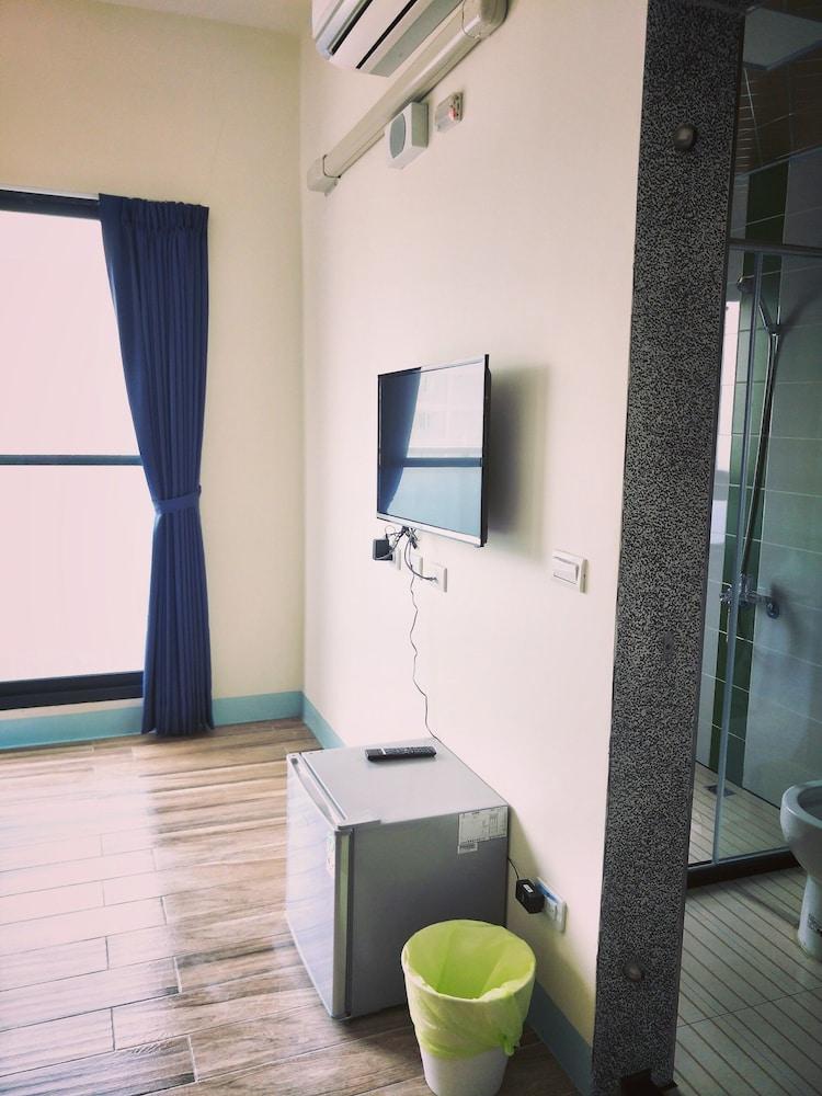 You Know B&B - Family House