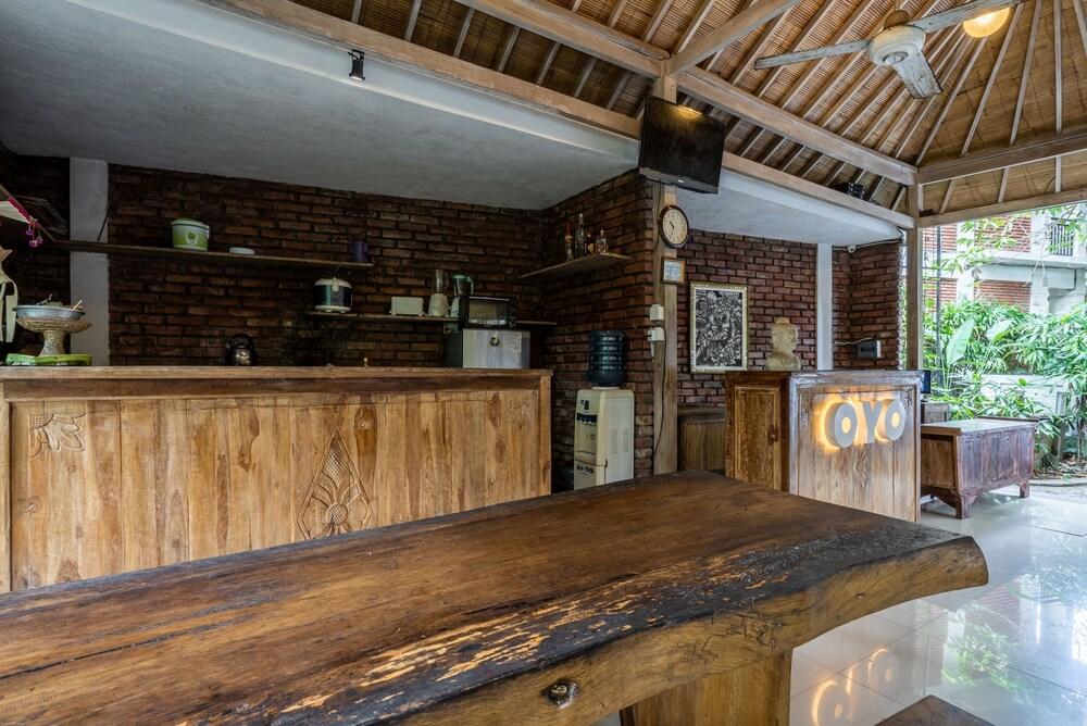 OYO 785 Van Mandri Guest House