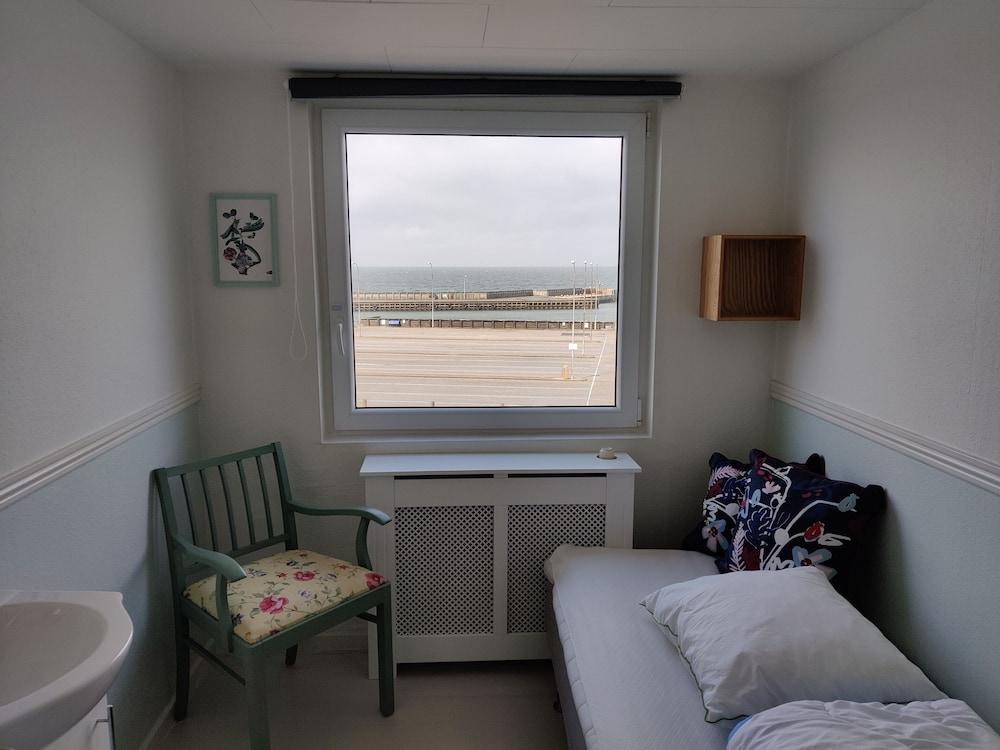 Tante Tut & Onkel E Hotel