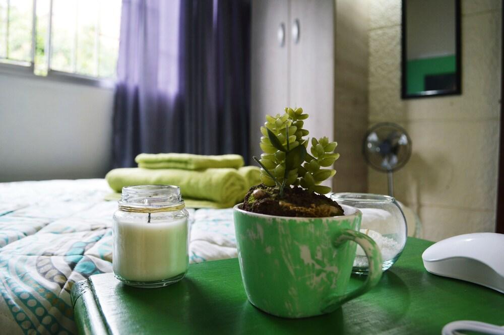 Buntes House-Casa Hotel Laureles-Estadio