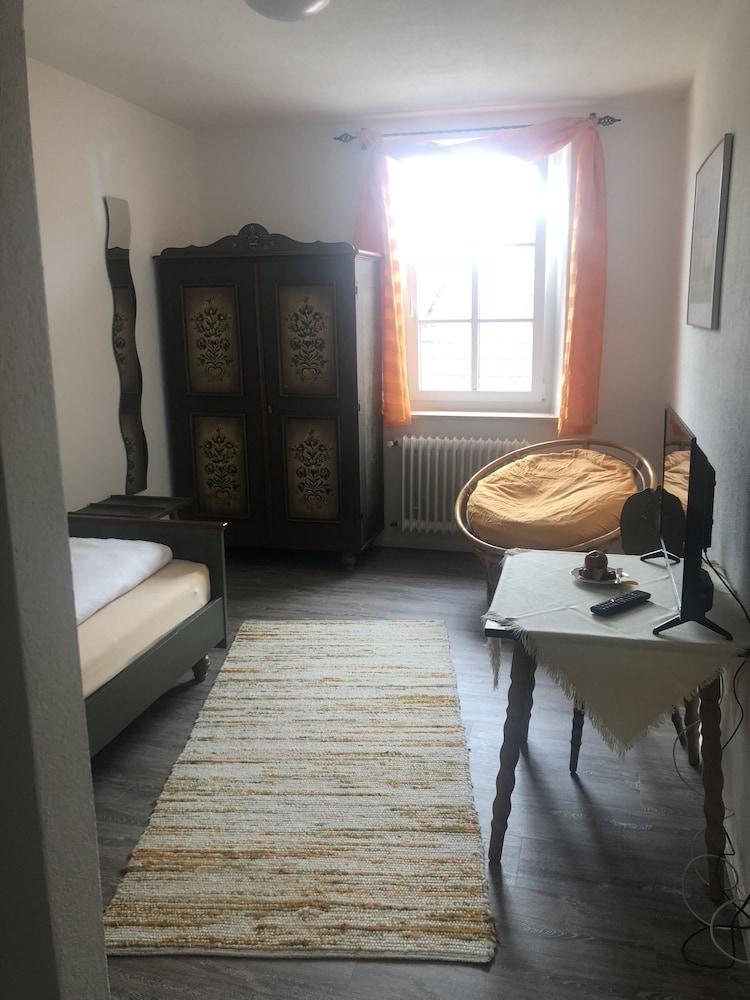 Hotel Boarding House Hohenwart