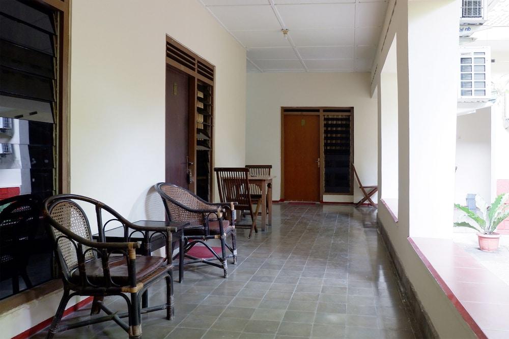 OYO 524 Makuta Hotel