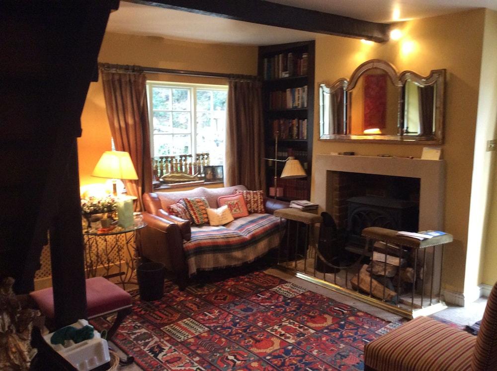 Bridge Cottage B & B