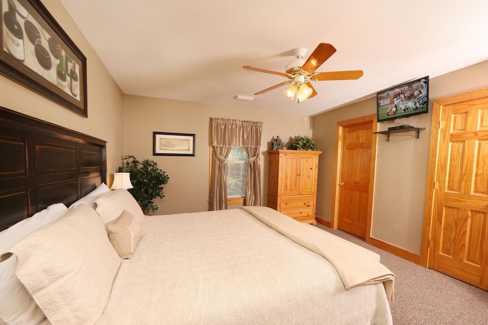 Pinnacle View 7A - Three Bedroom Chalet